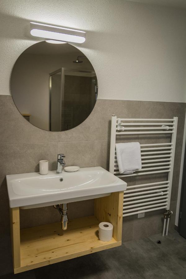 Apartmany Lama Malatiny Экстерьер фото